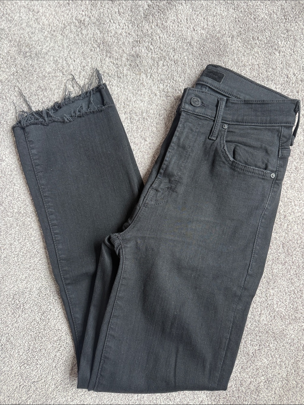 MOTHER INSIDER CROP STEP FRAY jeans in Not Guilty size 25